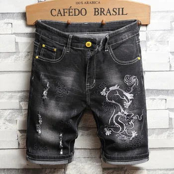 Verão de Homens Magros Trecho Curto calças de Brim Dragão Chinês Bordado Padrão de Shorts Jeans Preto Cinza Rasgado Moda Shorts Masculino